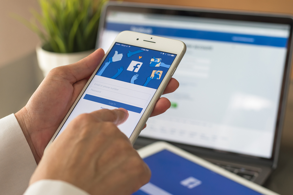 Популярные приложения перестанут делиться данными с Facebook