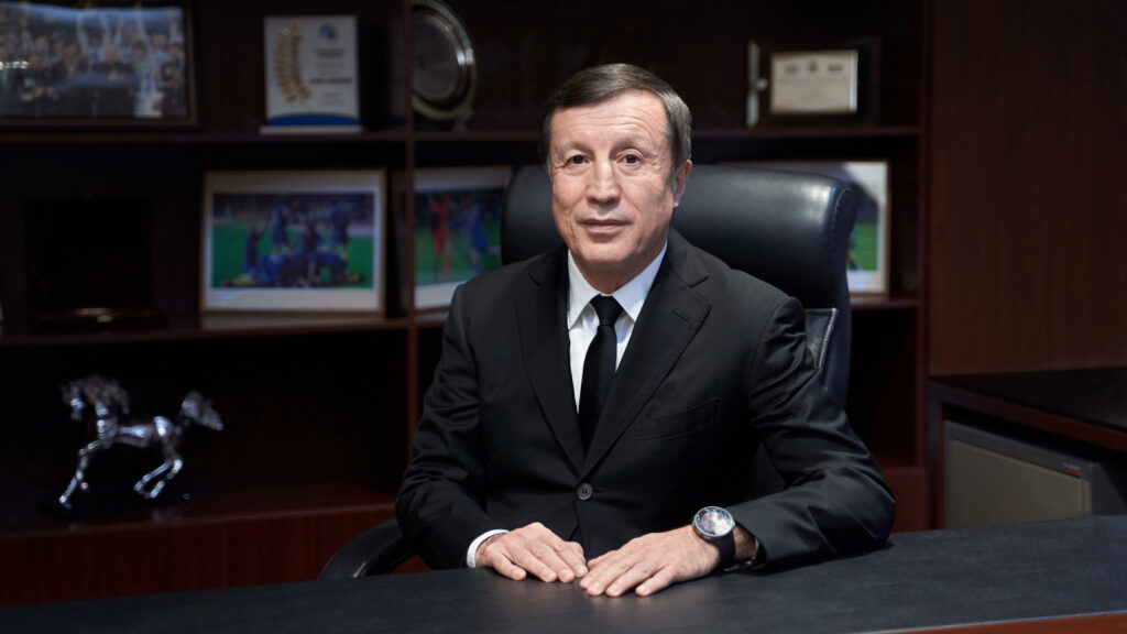 Джаксыбеков снял свою кандидатуру с выборов главы КФФ