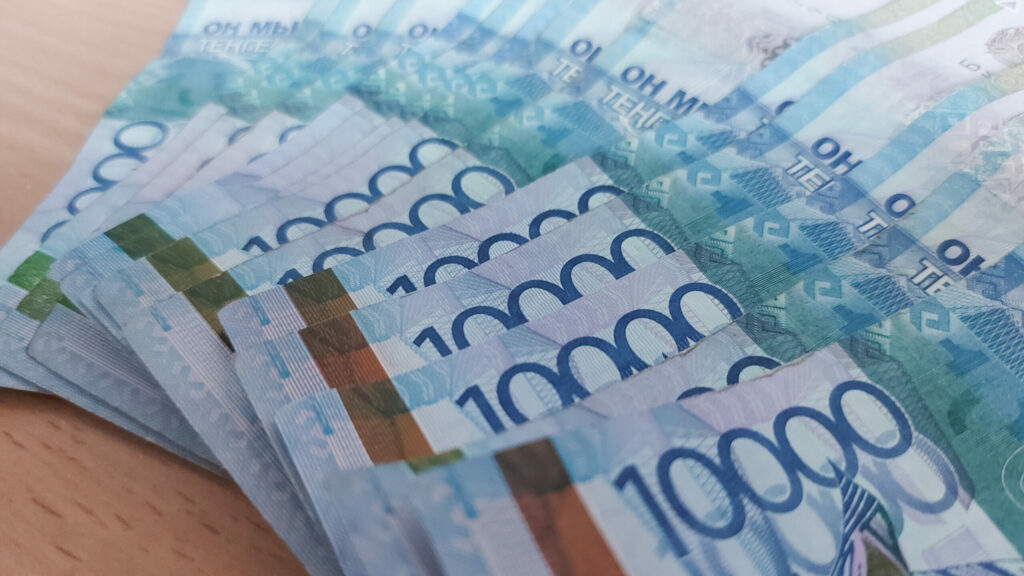 Ущерб от финансовых пирамид с 2021 года превысил 50 млрд тенге