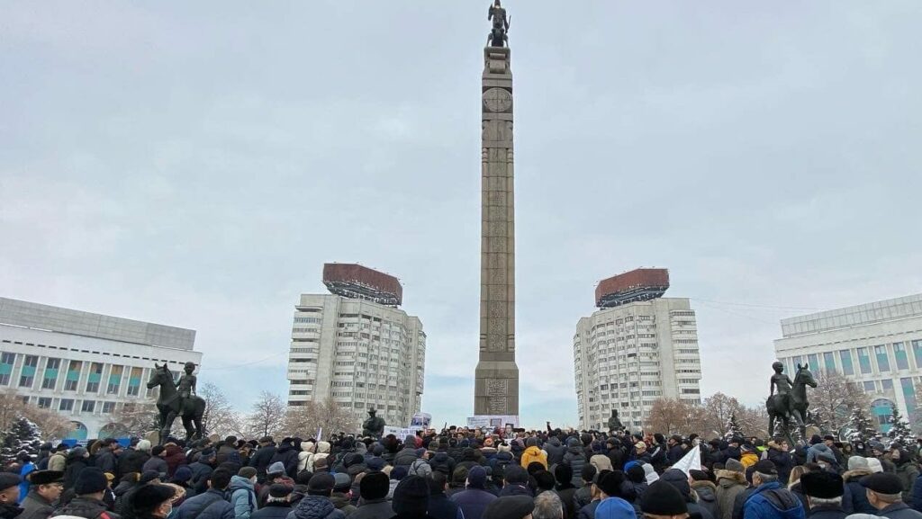 Фото со страницы Жанболат Мамай facebook.com