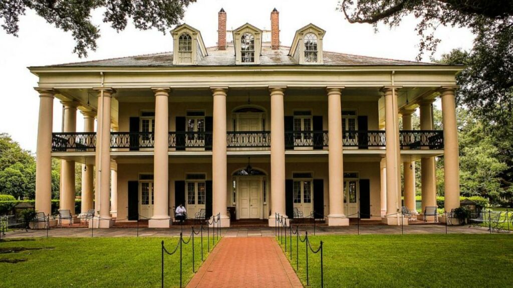 Kazakhstan may impose luxury tax