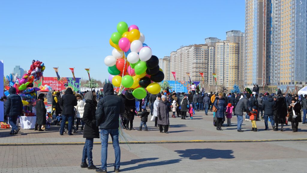 Казахстанцы будут отдыхать пять дней подряд