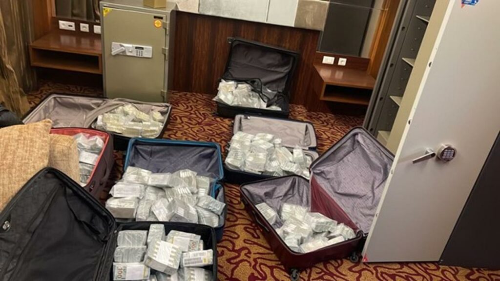 Мәсімов шет мемлекет өкілінен 2 млн доллар пара алған