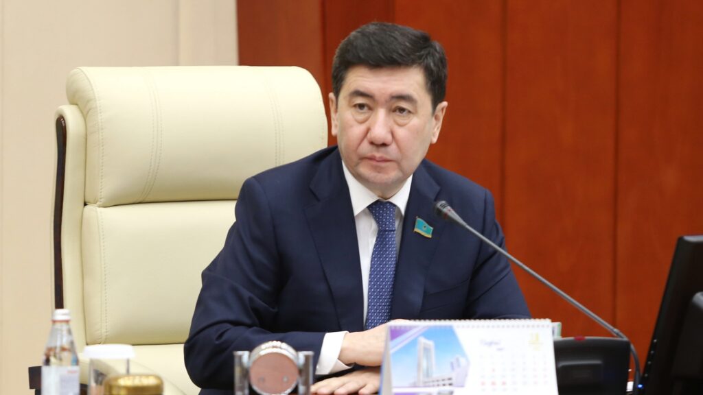 Koshanov shares his vision about his participation in presidential elections