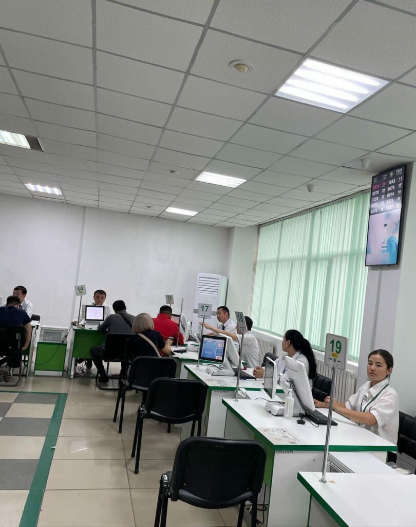 Жер кадарстры бойынша ақылы қызметтерді  барлық ХҚО-лардан алуға болады