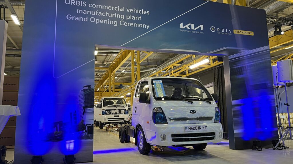 Новый автозавод открыли в Казахстане