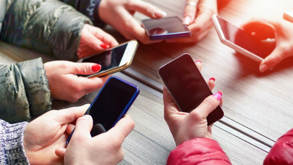 Смартфон адамның есте сақтау қабілетіне кері әсер ете ме?