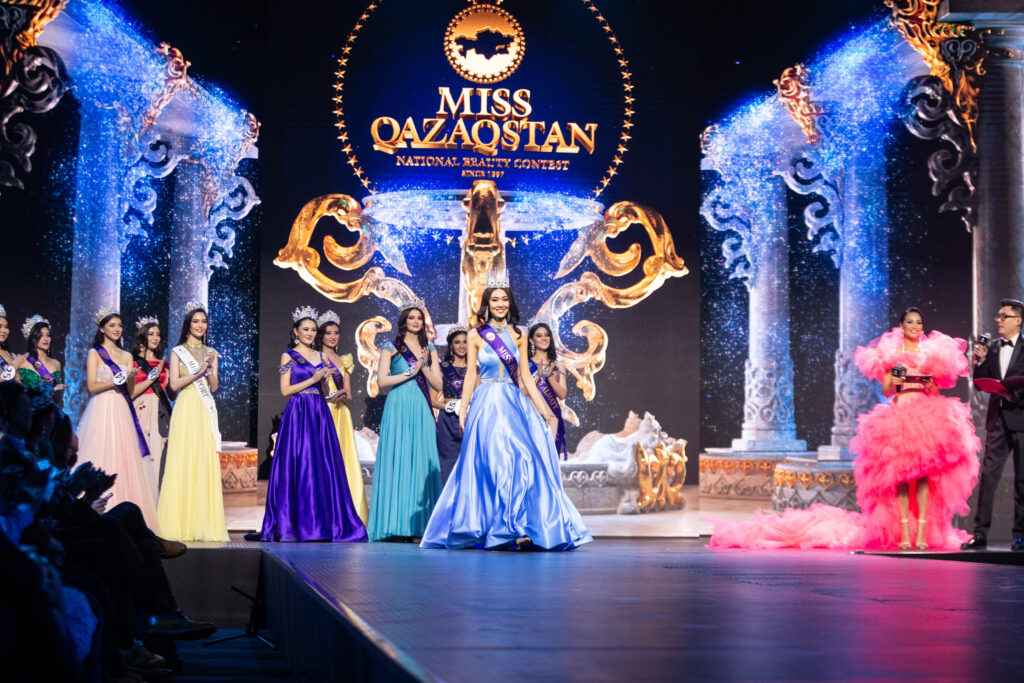 «Біз тек сұлулықты емес, сондай-ақ білімдарлықты да бағалаймыз»