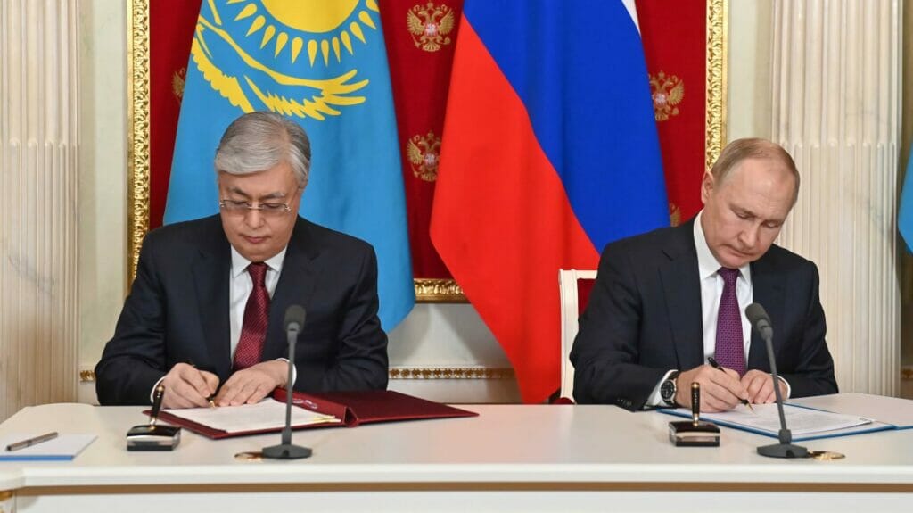 Идея союза Казахстана с РФ и Узбекистаном в координации действий при транзите газа — пресс-секретарь Токаева