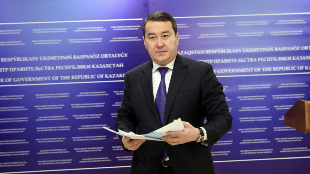 Prime Minister Smailov wants the cabinet to cut inflation by half