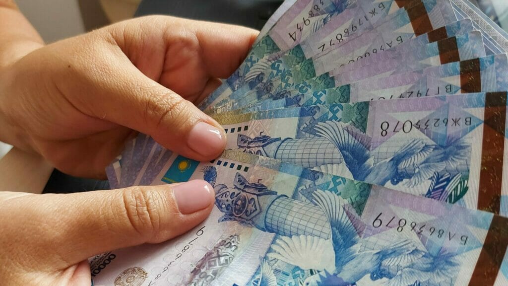 Казахстанцы почувствуют повышение тарифа на тепло уже этой весной – министр