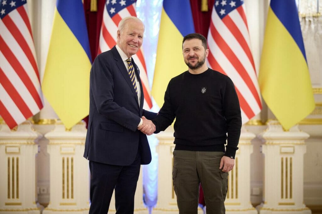 США вновь окажут военную помощь Украине и объявят о новых санкциях в отношении РФ