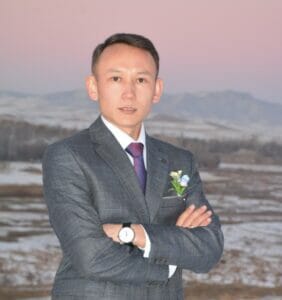 Асылбек Күздеубаев