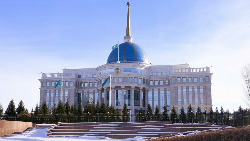Токаев подписал закон, направленный на предупреждение пыток и расширение прав осужденных   