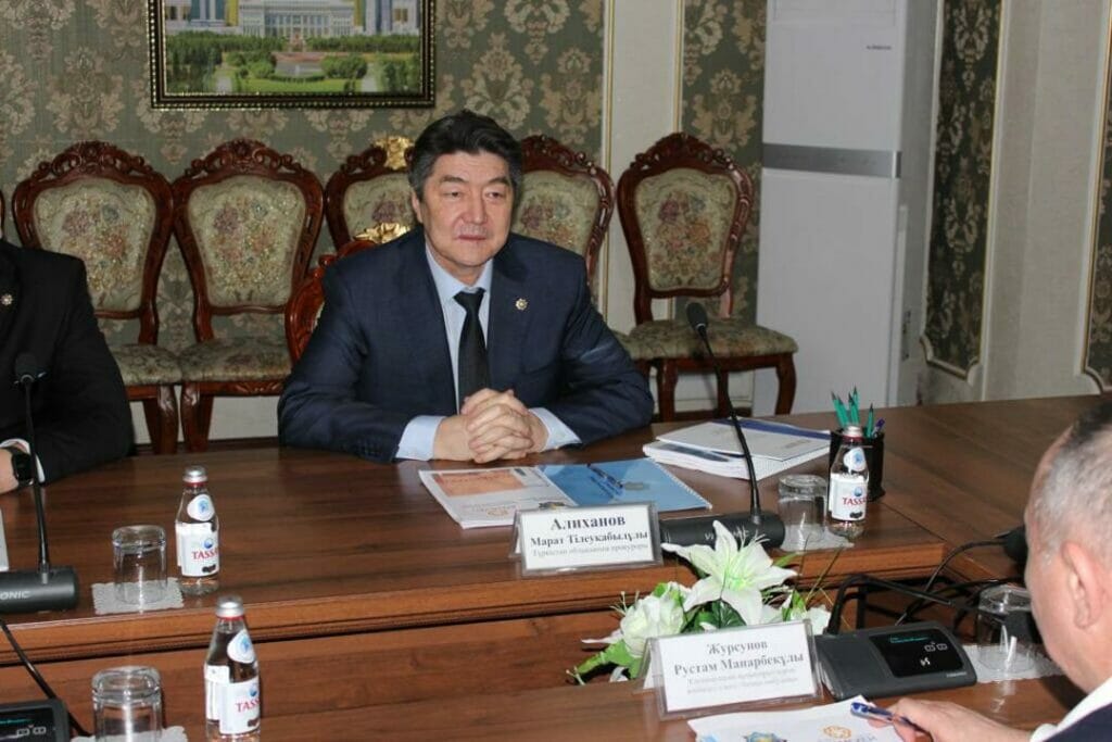 Прокурор Туркестанской области скончался на рабочем месте