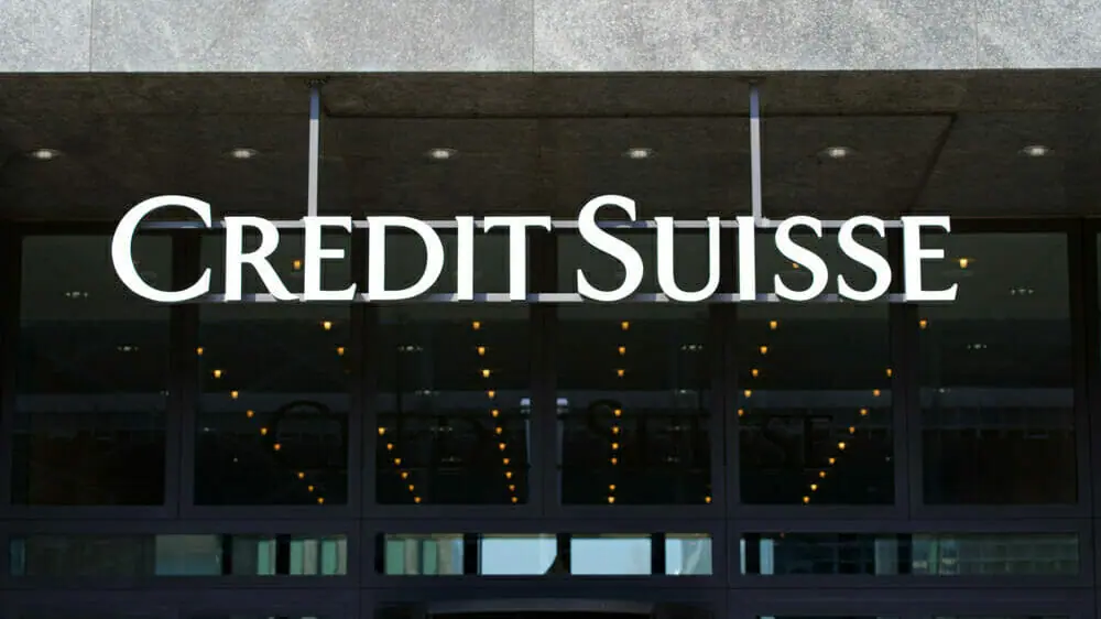 UBS ведет переговоры о приобретении Credit Suisse