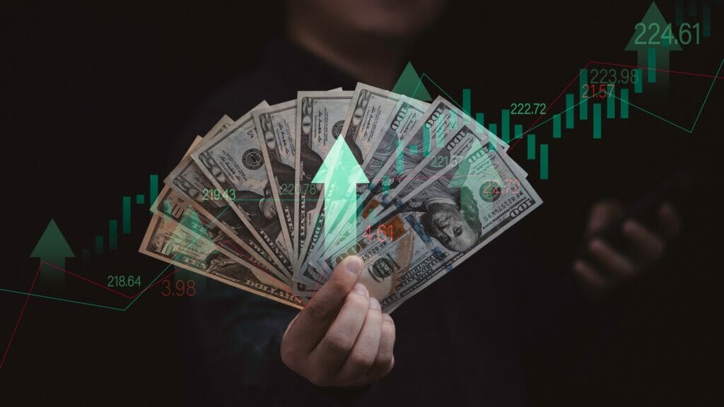 Нацбанк планирует в марте продать в четыре раза больше валюты, чем купить