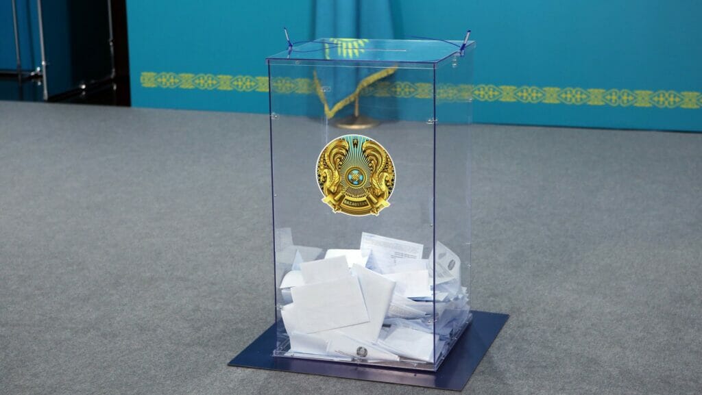 Казахстанцы выбирают депутатов в мажилис и маслихаты