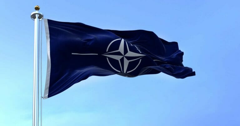 Генсек НАТО не видит смысла в восстановлении Украины в случае ее поражения в войне
