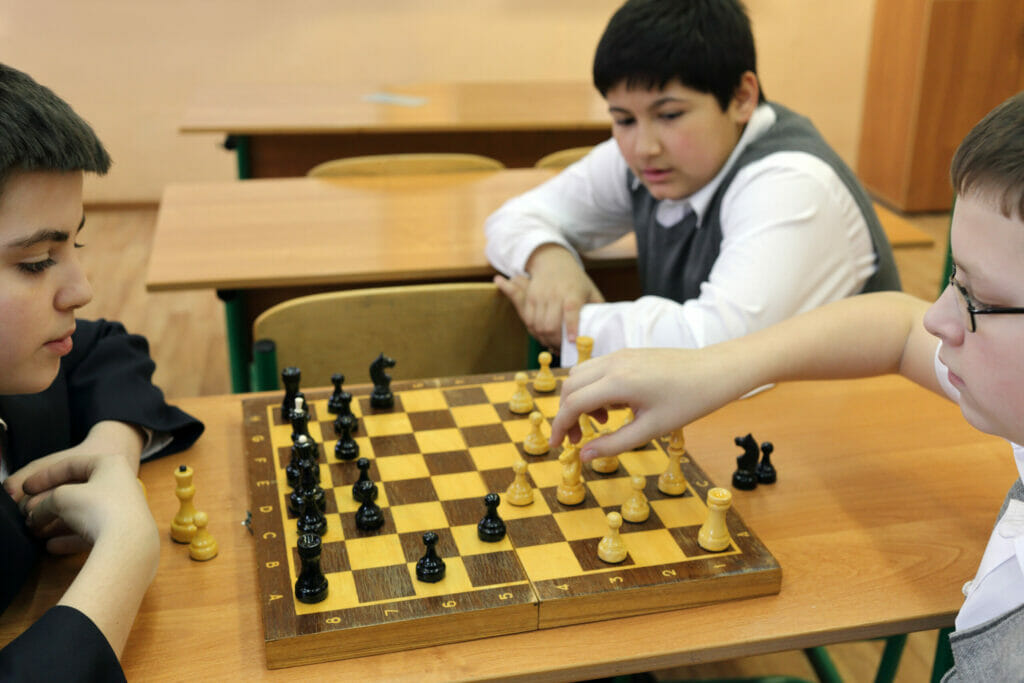Шахматы онлайн  Тренировка делает Чемпионов