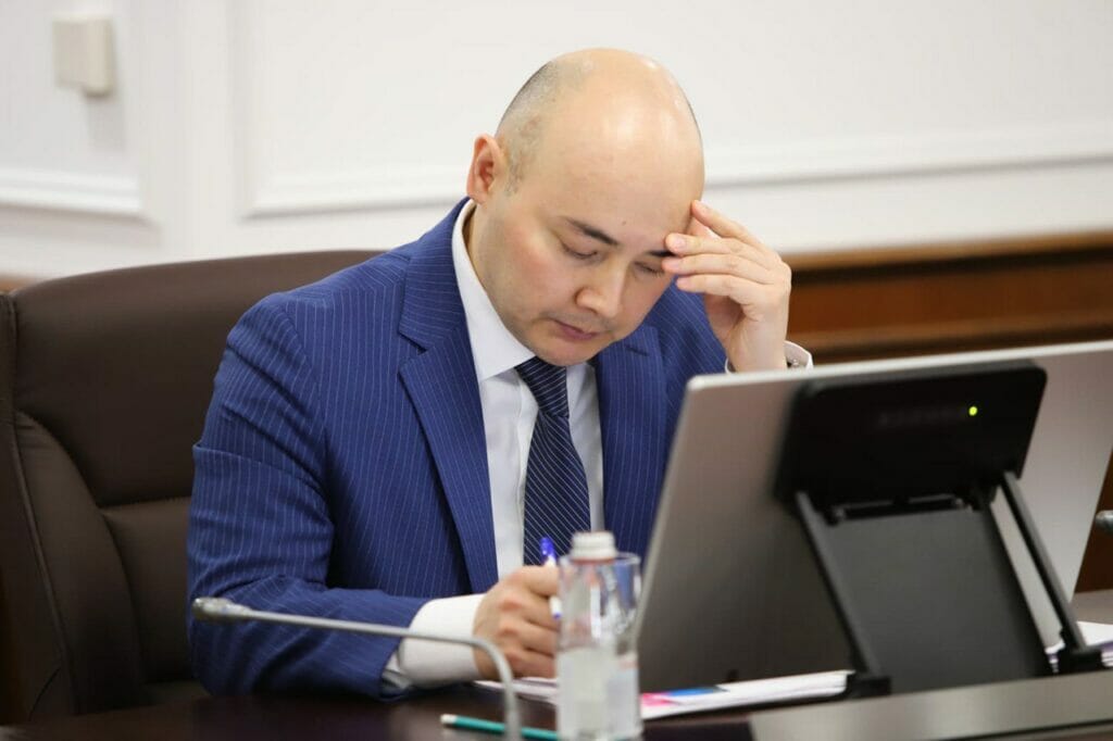 Чек за отопление может вырасти на 4 тыс. тенге в РК. Глава Минэкономики советует казахстанцам привыкать к более низким температурам в домах