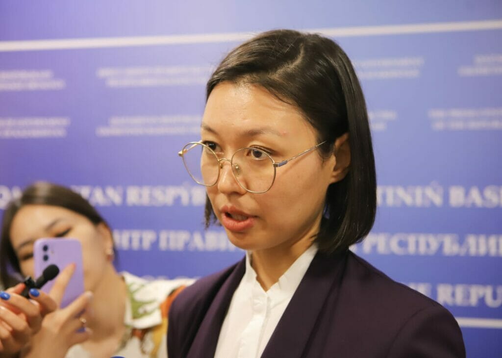 Министр экологии Казахстана не исключила вероятность полного исчезновения Каспия
