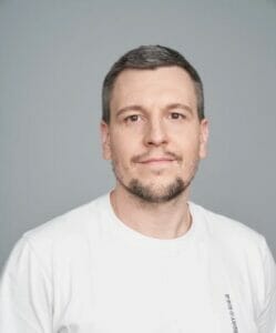 Илья Сверчков