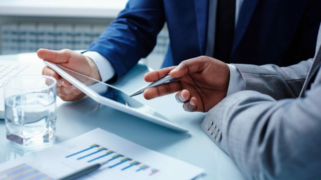 «Квазимемлекеттік сектордағы компанияларға бәсекені ортаға беру керек» – ҰЭМ басшысы