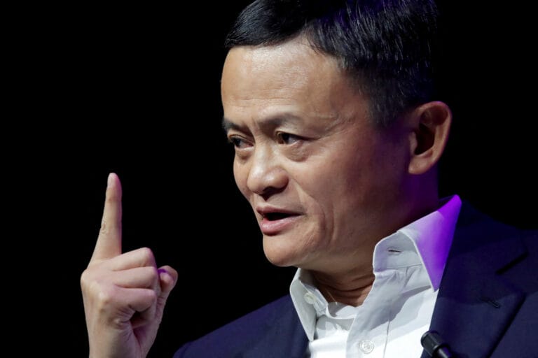«Выглядит обесценивающе»: акции Alibaba подешевели после призыва Джека Ма скорректировать курс