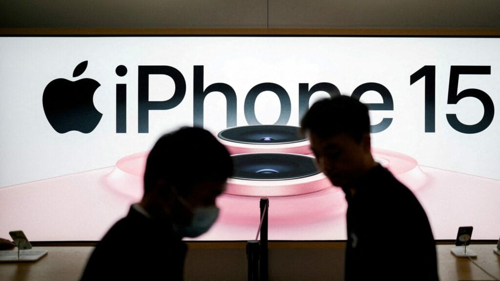 FILE PHOTO: An Apple iPhone 15 advertisement is seen as it officially goes on sale across China at an Apple Store in Shanghai, China September 22, 2023. REUTERS/Aly Song/File Photo