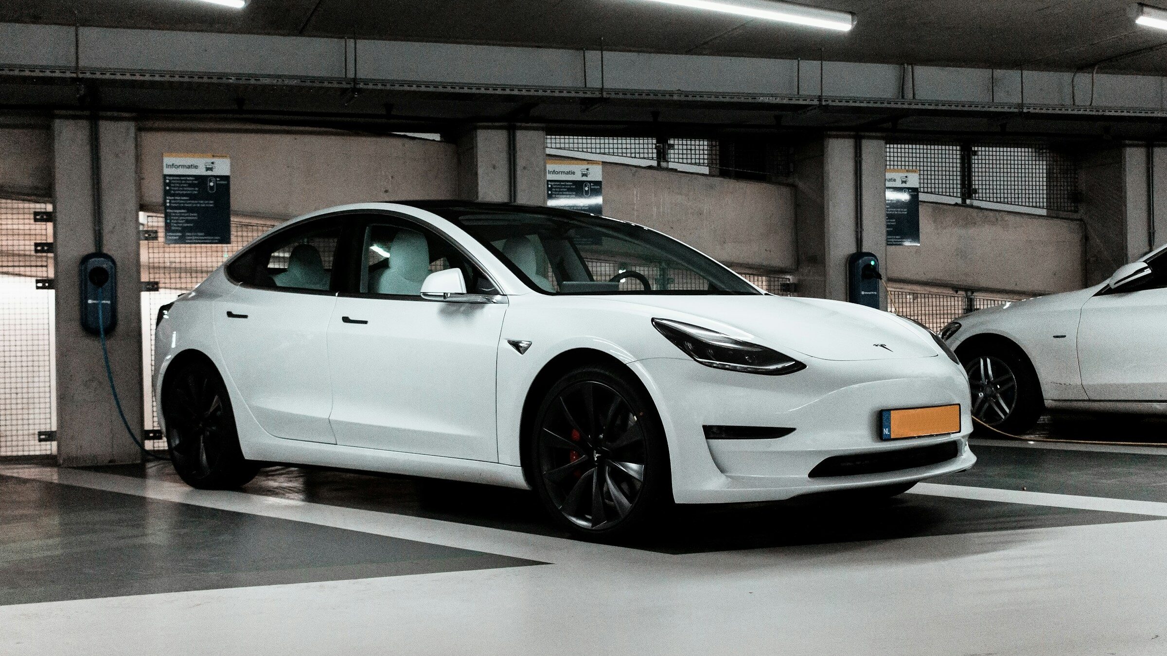 Tesla, электромобили