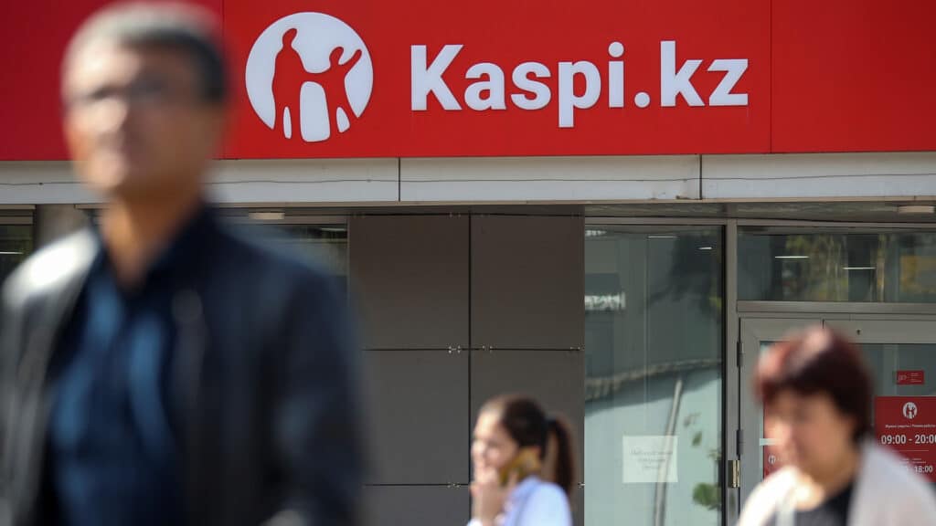 Kaspi снизил ставку вознаграждения по депозитам