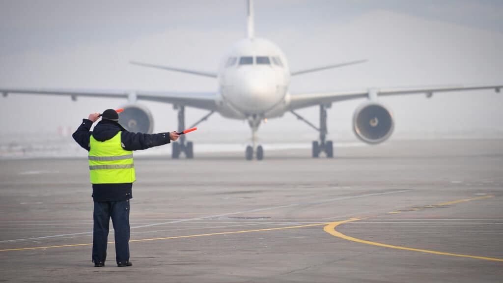 Больше 100 участков изымут власти Алматы для расширения взлетной полосы аэропорта