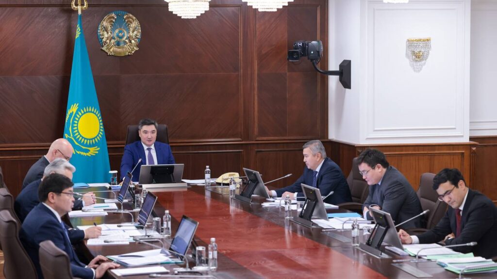 «Бәйтерек» сатып алу ережелерін отандық тауарлардың үлесін арттыру жағына қайта қарау керек – Бектенов