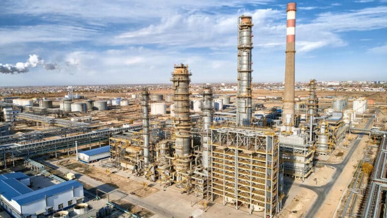 KazMunayGas disposes of rumors about privatization of its refineries