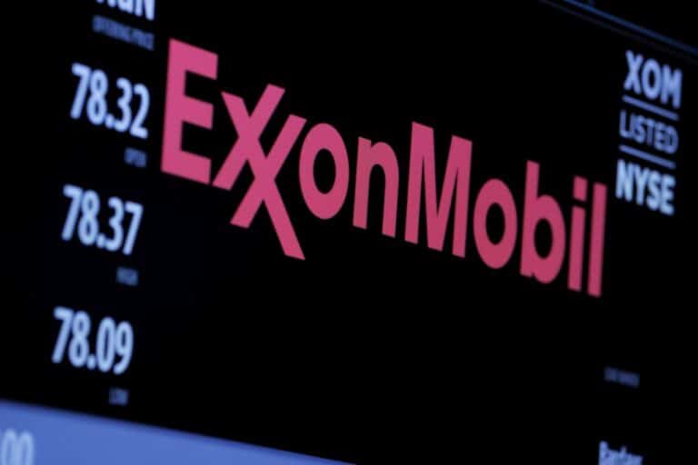Акции Exxon Mobil и Chevron упали после отчетности, не оправдавшей ожидания Уолл-стрит