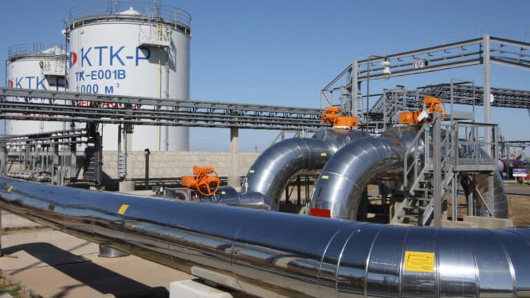 Бір құбырға байланған экономика: дрон шабуылы Қазақстанға қанша шығын әкелуі мүмкін