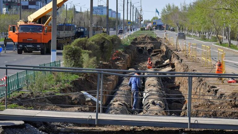 Власти Экибастуза вводят вводит режим ЧС техногенного характера из-за регулярных проблем с канализацией