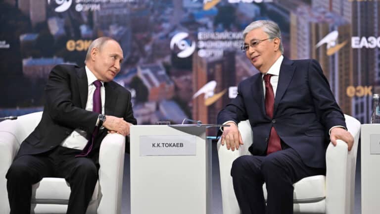 «Дорожу нашими товарищескими отношениями». Путин поздравил Токаева с днем рождения