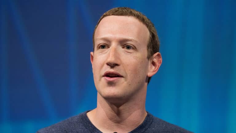 Марку Цукербергу – 40. Как живет богатый и успешный основатель Facebook