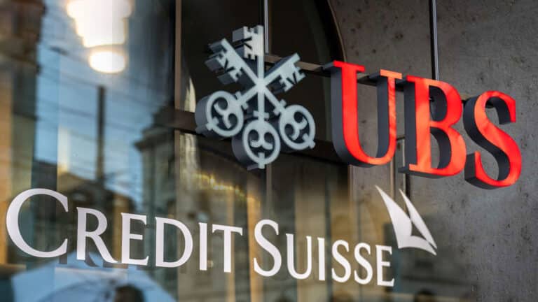 Швейцарский UBS завершил поглощение Credit Suisse
