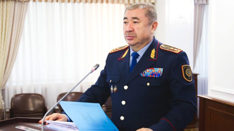 Суд Астаны арестовал экс-министра Тургумбаева на два месяца