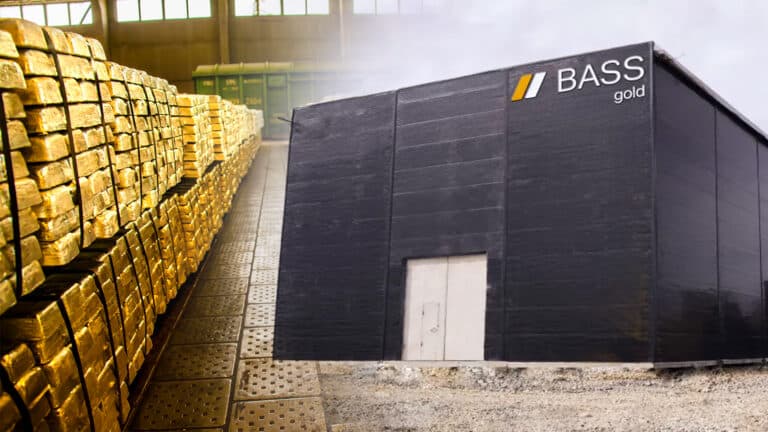 BASS Gold выпустила первые слитки на новой фабрике. Чтобы ее построить, она занимала вдвое дороже ставки ФРС