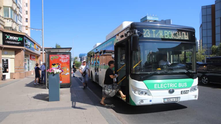Автобусные полосы появятся еще на семи участках улиц Астаны