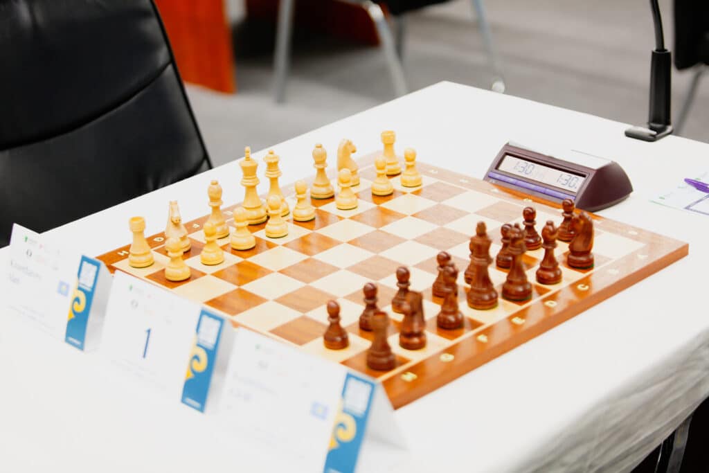 Сильнейшие шахматисты из 21 страны прилетели в Актобе, чтобы разыграть призовой фонд в 45 млн тенге