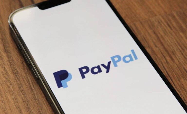 Акции PayPal подешевели после анонса нового платежного сервиса от Apple