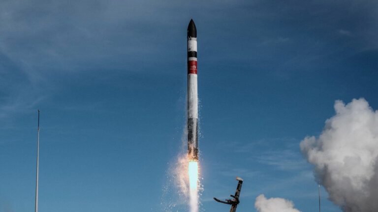 Акции Rocket Lab USA резко выросли после заключения большого контракта