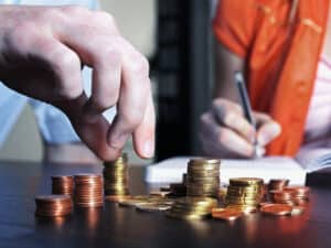 Микроқаржы ұйымдары кәсіпкерлерге несие беруде банктерді басып озды