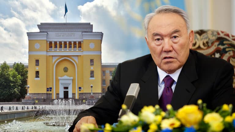 Назарбаева и других ученых лишили статуса академиков Академии наук