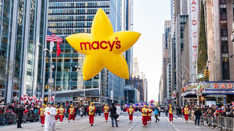 Акции Macy's подскочили после нового предложения о покупке сети
